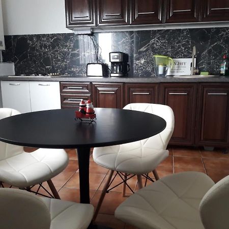 בוזאו Hellen'S Ultracentral Apartament מראה חיצוני תמונה